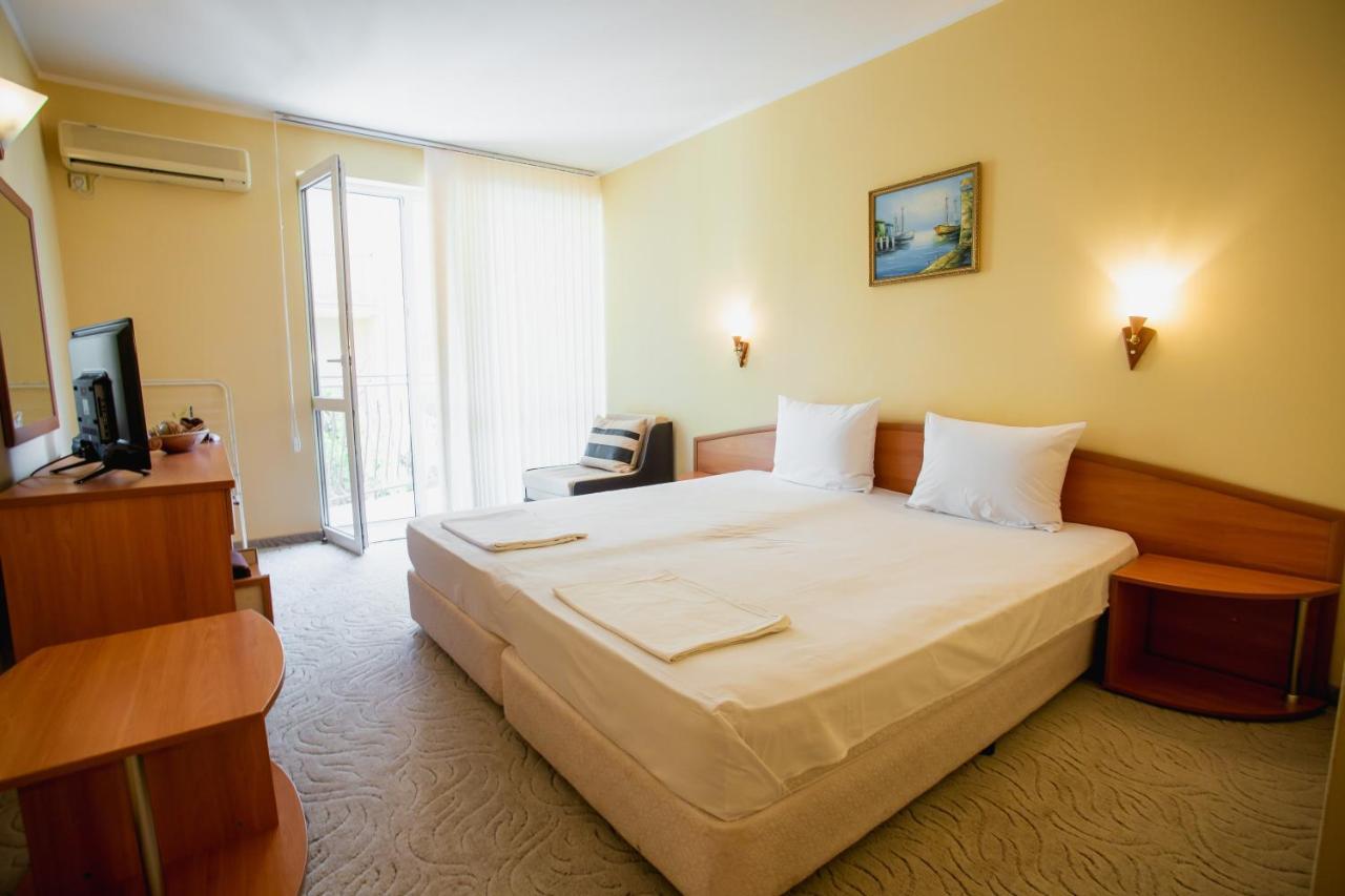Hotel Dolphin Ravda Ngoại thất bức ảnh