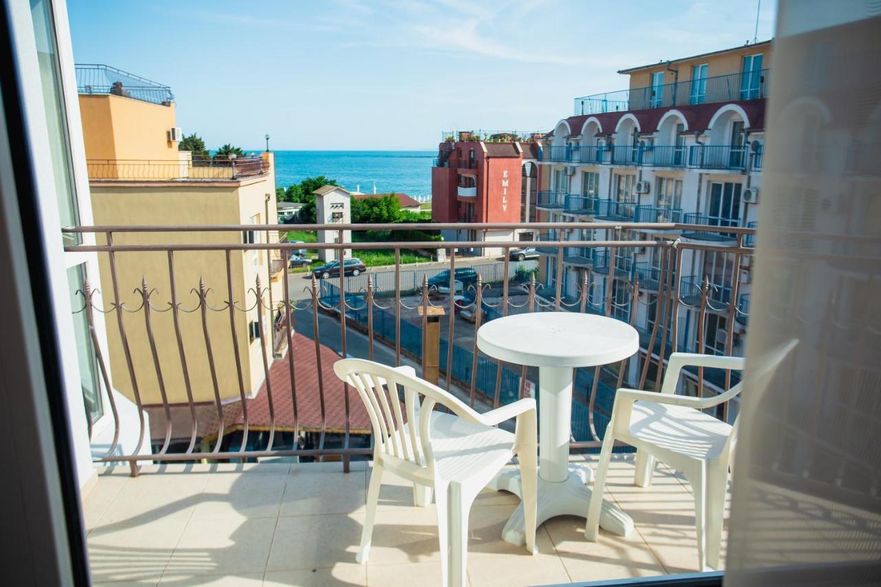 Hotel Dolphin Ravda Ngoại thất bức ảnh